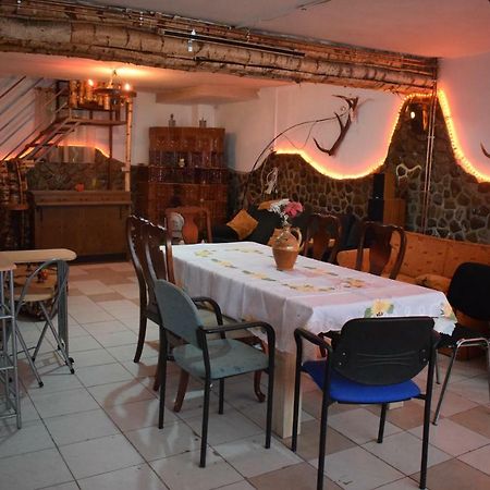 Casa Parvu 호텔 Lunca Mare 외부 사진