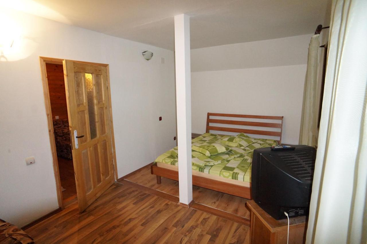 Casa Parvu 호텔 Lunca Mare 외부 사진
